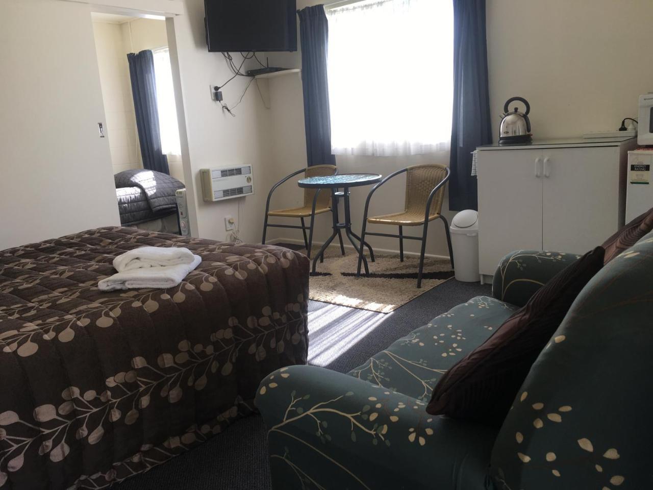阿尔玛汽车旅馆 奥玛鲁 外观 照片